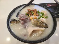 蚝豉肉片粥