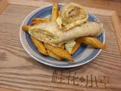 台式蛋餅(肉鬆) + 地瓜薯條