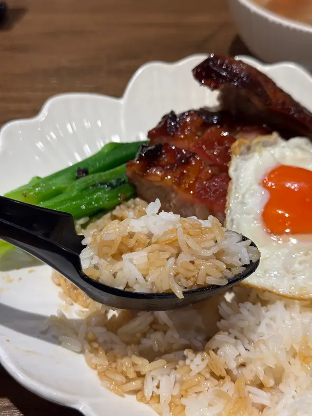 叉燒雙蘭王蛋飯