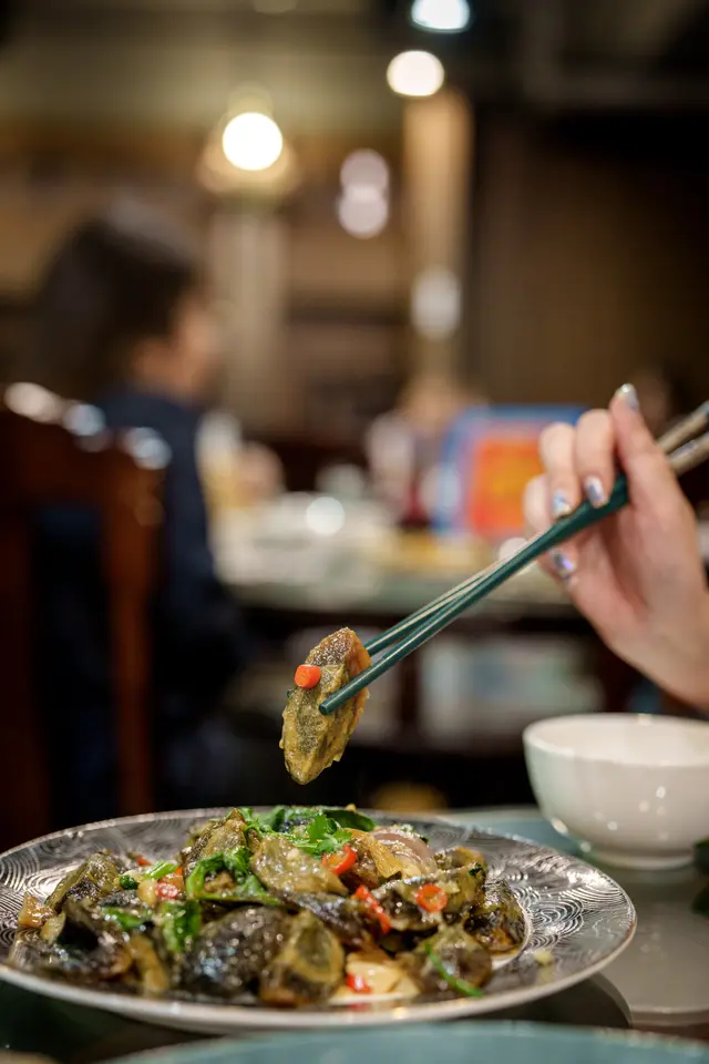 蓮香燴松花蛋