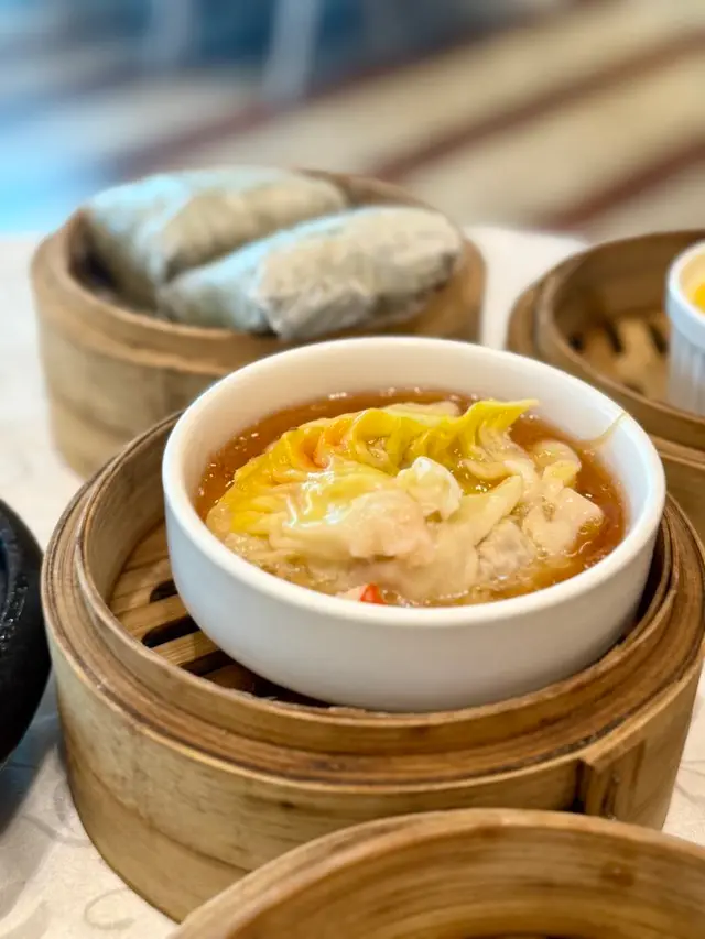 素翅灌湯餃