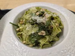 青醬松子寬意粉