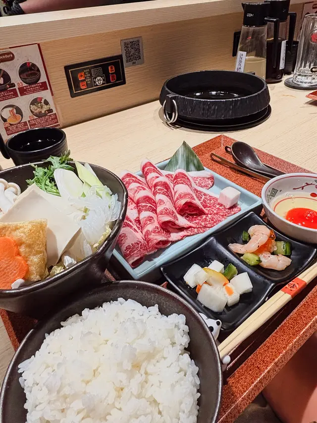 日本黑毛和牛牛板腱壽喜燒套餐