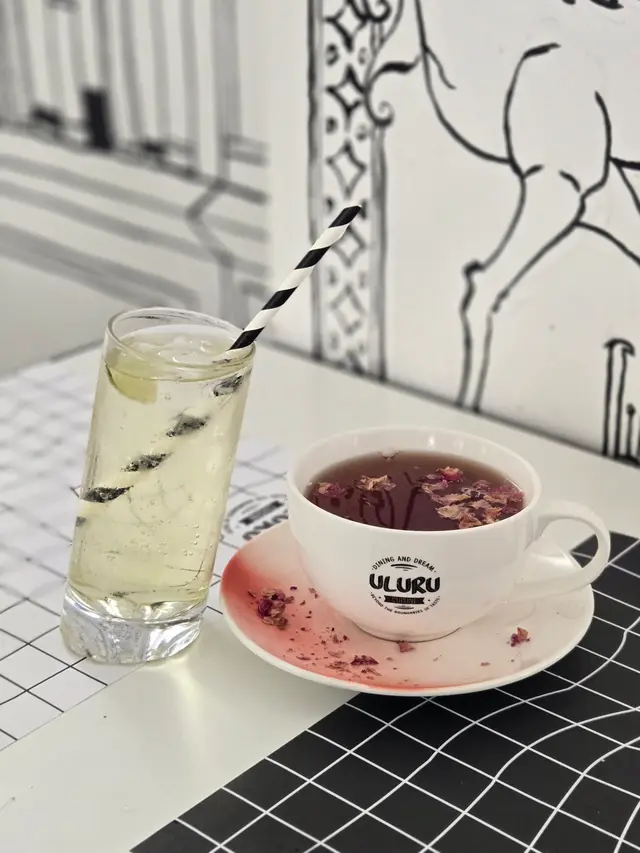 Lime Soda，ULURU Rose Tea