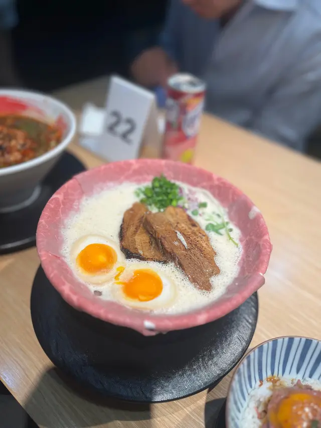 特製和牛牛骨白湯拉麵