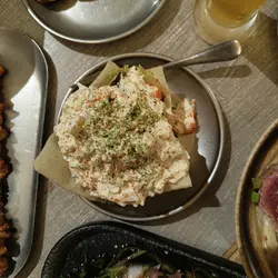 蟹肉脆皮沙律