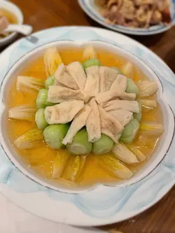 上湯竹笙浸鴛鴦蔬