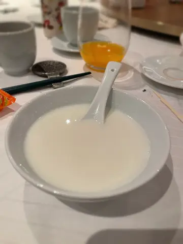蛋白杏仁茶