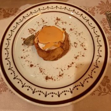 甜品：蘋菓酥