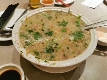 蚝仔肉碎粥