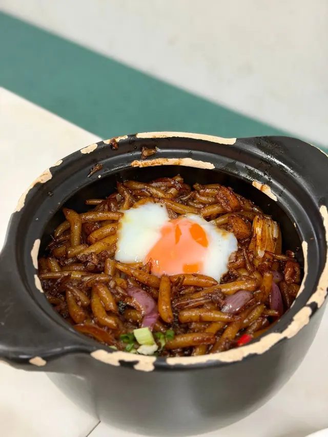 砂煲香爆銀針粉