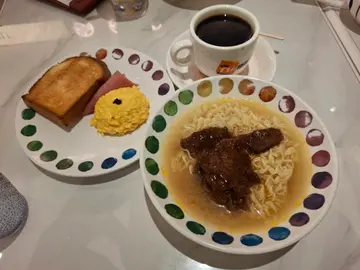 沙爹牛肉麵