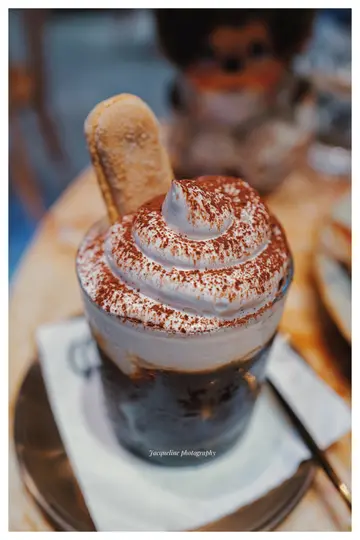 Tiramisu coffee