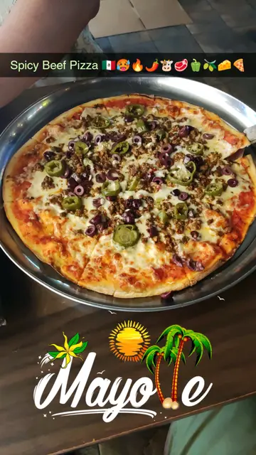 Spicy Beef Pizza 🇲🇽🥵🔥🌶️🐮🥩🫑🫒🧀🍕
