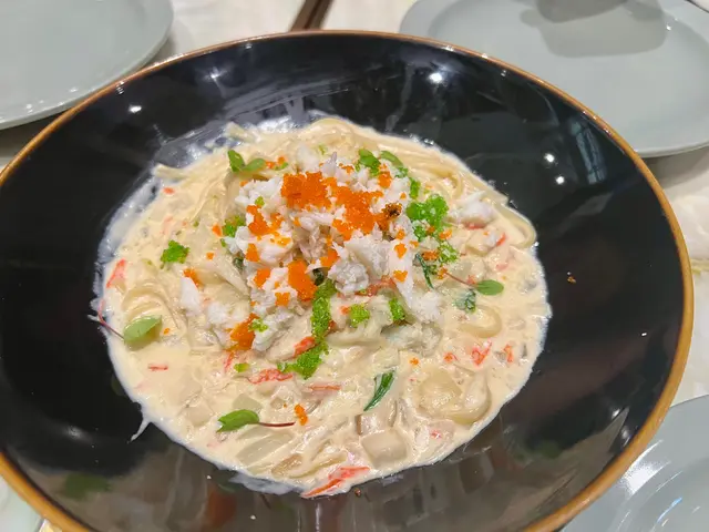 蟹肉飛魚子意粉