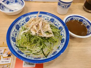 麻酱青瓜鸡丝粉皮