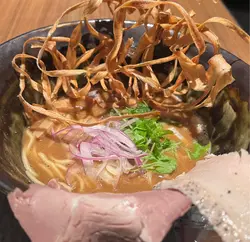 樣係靚但你真係好鹹呀！！中看不中用有咩用