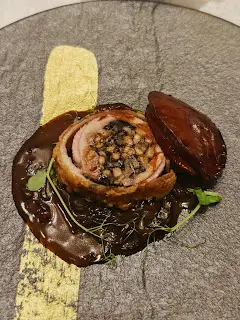 黑虎掌鴨卷伴乾燒鮑魚