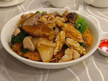 傳統八珍炒面