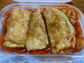 梅子素鸭加蕃茄面筋