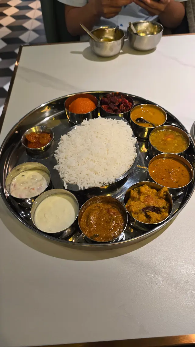 Saravanaa Special Meals