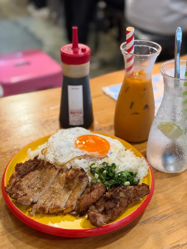 越式香茅蔥油豬扒煎蛋飯