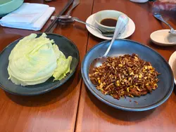 炒鴨鬆