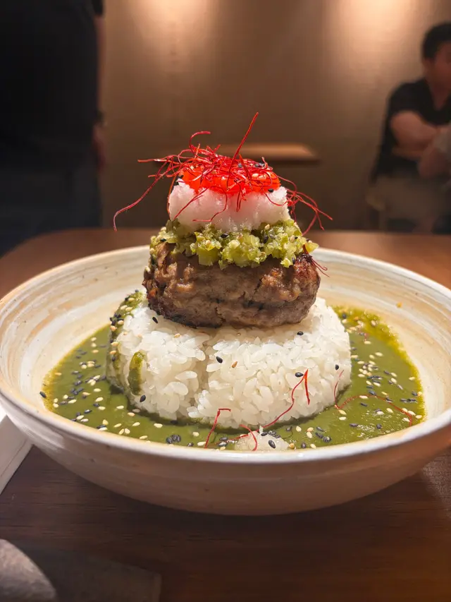 芫荽手打和牛漢堡扒丼飯 (日本宮崎和牛)