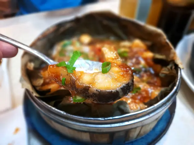 籠仔梅子蒸大鱔