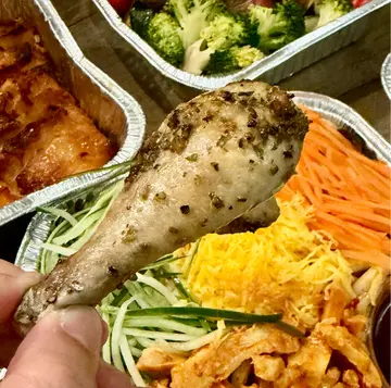 原隻露絲瑪莉燒春雞