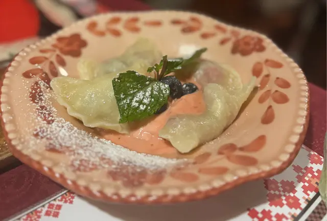 杂莓饺子