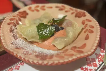 杂莓饺子
