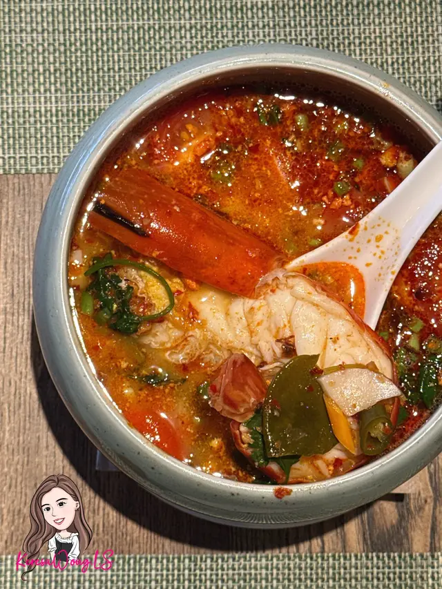 冬蔭功湯with seafood