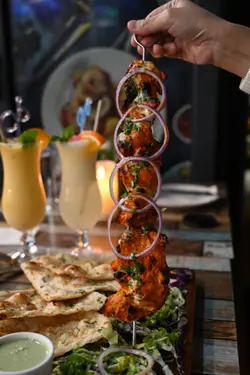 Chicken Tikka, Plain Naan