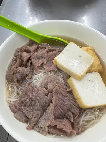 鮮牛肉,魚片米粉