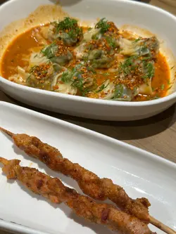 陝西麻醬野薺菜雲餛飩/烤雞肉串