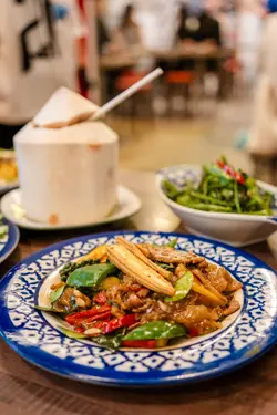 泰式醉猫和牛炒河