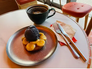 焦糖香蕉伴雪榚pancake 