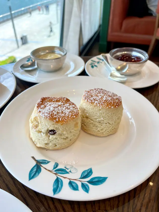 Scones