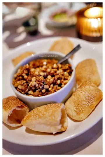 松子素米配叉子