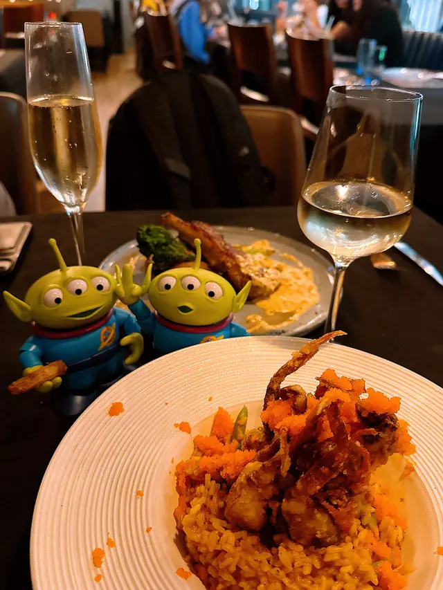 Risotto做到Al dente, 食Risotto就係要食到半生熟既feel, 軟殼蟹都好大隻炸得好