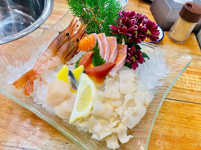 象拔蚌刺身拼盤