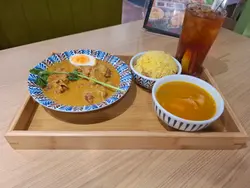 星洲咖喱牛腩配米飯  