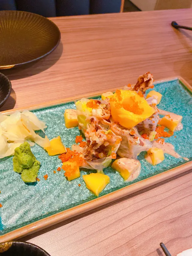 米紙軟殼蟹沙律