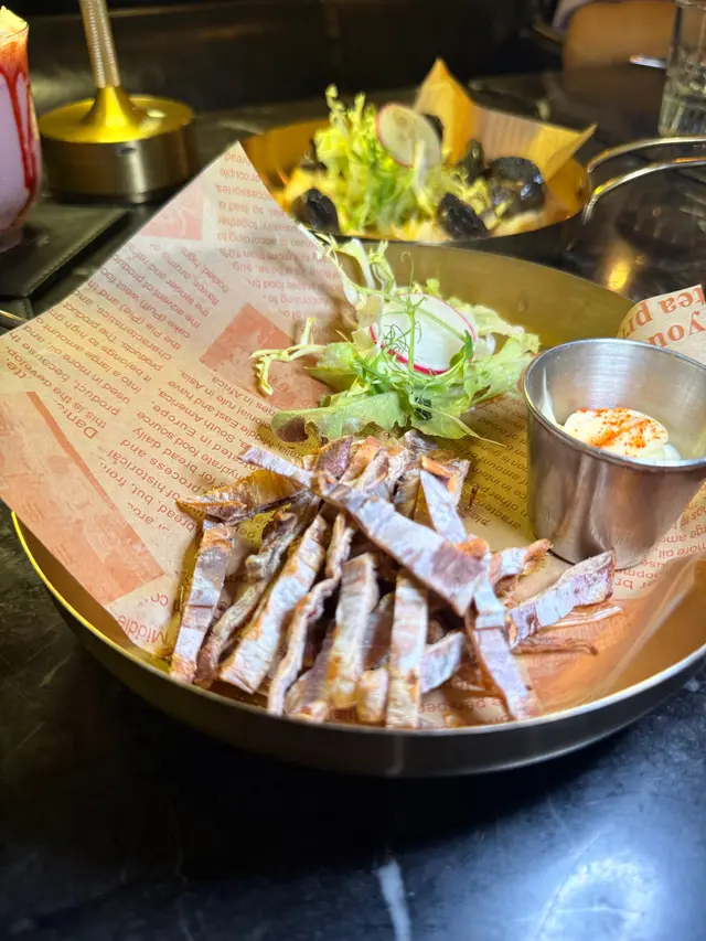 炭火炙燒魷魚仔