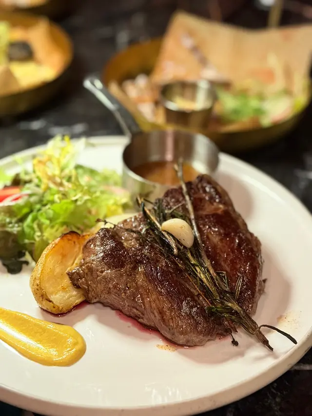 炭燒頂級美國安格斯 牛板腱