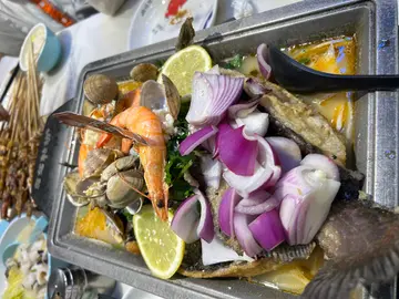 酸菜味海鲜烤鱼