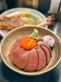 月见日本尾崎和牛丼