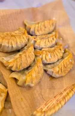 咖哩椰菜鲜肉饺