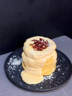 自家制邪恶芝士酱日式疏乎厘班戟配烟肉